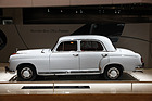 Mercedes Benz 220a Ponton (1956) - ebenfalls ein Vorläufer der S-Klasse (Techno Classica 2013)