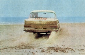 Mercedes-Benz 230 Automatic (1967) - Bei der Sandfahrt Mercedes-Benz 230 Automatic (1967) - Bei der Sandfahrt