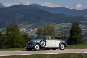 Mercedes Benz 230 Cabriolet B W 143 (1937) - ADAC Trentino Classic 2013 - Oldtimer-Wanderung um den Autozug-Pokal