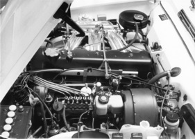 Mercedes-Benz 230 SL (1963) - Sechszylinder-Reihenmotor mit Einspritzung