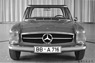 Mercedes-Benz 230 SL (1963) - Vorderansicht der Vorserien-Variante mit Coupé Aufsatz (© Archiv Automobil Revue) Mercedes-Benz 230 SL (1963) - Vorderansicht der Vorserien-Variante mit Coupé Aufsatz (© Archiv Automobil Revue)
