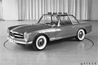 Mercedes-Benz 230 SL (1963) - mit montierten Skihaltern