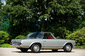 Mercedes-Benz 230 SL (1964) - angeboten als Lot 116 an der Versteigerung von RM Auctions in London am 31. Oktober 2012