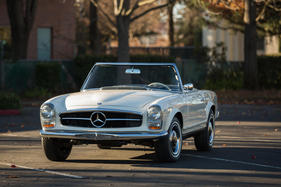 Mercedes-Benz 230 SL (1965) - als Lot 093 angeboten an der Bonhams Scottsdale Versteigerung am 28. Januar 2016