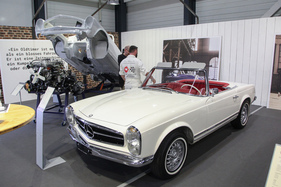 Mercedes-Benz 230 SL (1965) "frame off" restauriert von Swiss Classic Car, jetzt zu kaufen für CHF 145'000 – Swiss Classic World Luzern 2022