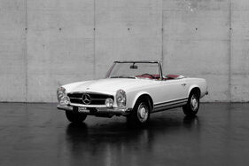Mercedes-Benz 230 SL (1966) - als Lot 103 an der Humer Granner Classic Expo Salzburg Auktion 2025