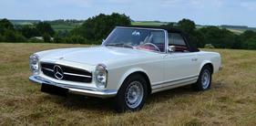 Mercedes-Benz 230 SL (1966) - als Lot 320 an der Bonhams Versteigerung "Les grandes marques du monde au Grand Palais" in Paris 2017