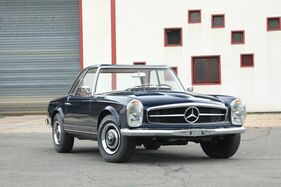 Mercedes-Benz 230 SL avec Hard-top (1964) - angeboten als Lot 23 an der Artcurial Sur les Champs Versteigerung am 24. Oktober 2021