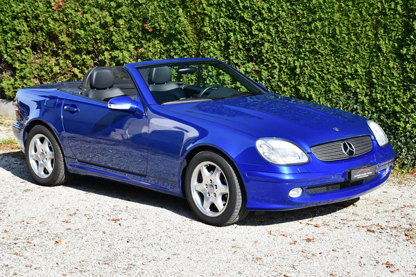 Mercedes-Benz 230 SLK (2000) - als Lot 50 an der Versteigerung der Oldtimer Galerie in Toffen am 19. Oktober 2019