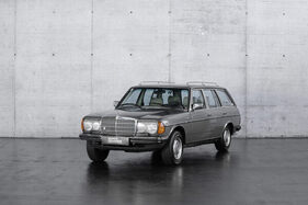 Mercedes-Benz 230 TE (1981) - als Lot 112 an der Humer Granner Classic Expo Salzburg Auktion 2025