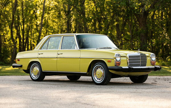 Mercedes-Benz 240D (1976) wird als Lot 018 versteigert an der Gooding "Geared Online May" Auktion vom 3. bis 7. Mai 2021