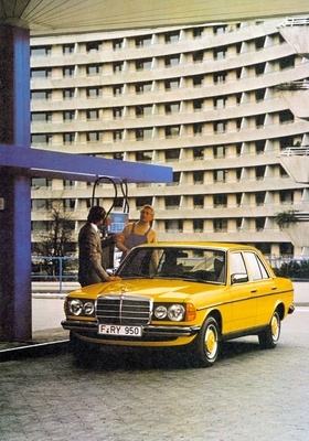 Mercedes-Benz 250 (1976) – hätte den 80-Liter-Tank erfordert