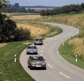 Mercedes-Benz 250 (1976) – unterwegs mit dem Coupé und dem T-Modell (1976)