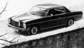 Mercedes-Benz 250 C (1968) - fotografiert bei winterlichen Verhältnissen