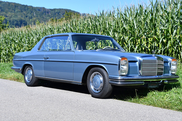 Mercedes-Benz 250 CE /8 (1971) - als Lot 32 an der Versteigerung der Oldtimer Galerie in Toffen am 19. Oktober 2019