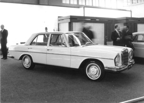 Mercedes-Benz 250 S (1966) - der neue Star unter den grossen Europäern - Genfer Autosalon 1966