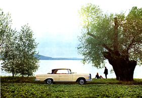 Mercedes-Benz 250 SE (1966) - Aufnahme in einem Verkaufsprospekt