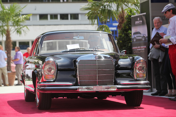 Mercedes-Benz 250 SE (1966) - als Lot 15A an der Versteigerung der Oldtimer Galerie auf dem Dolder am 16. Juni 2018