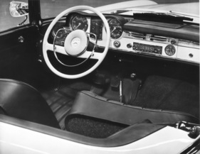 Mercedes-Benz 250 SL (1967) - Interieur wie beim Vorgänger 230 SL