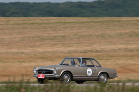 Mercedes-Benz 250 SL (1967) – RAID Suisse-Paris 2013