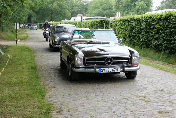 Mercedes-Benz 250 SL (1967) – eine "Pagode" darf bei keinem Treffen fehlen – Bockhorner Oldtimermarkt 2024