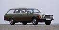 Mercedes-Benz 250 T (1978) - standardmässig mit Stahlrädern und Radkappen (© Daimler AG, 1978) Mercedes-Benz 250 T (1978) - standardmässig mit Stahlrädern und Radkappen (© Daimler AG, 1978)
