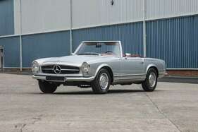 Mercedes-Benz 250SL (W113) Pagoda (1967) - als Lot 498 angeboten anlässlich Silverstone Auctions “The Classic Sale at Silverstone” am 27. August 2022