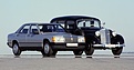 Mercedes Benz 260 D (1937) - im Vergleich mit einem 190 D (W 201) (© Daimler AG, 1985) Mercedes Benz 260 D (1937) - im Vergleich mit einem 190 D (W 201) (© Daimler AG, 1985)