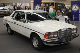 Mercedes-Benz 280 CE (1978) - der W124 feiert seinen 40. Geburtstag (Retro Classics Bavaria 2017 in Nürnberg)