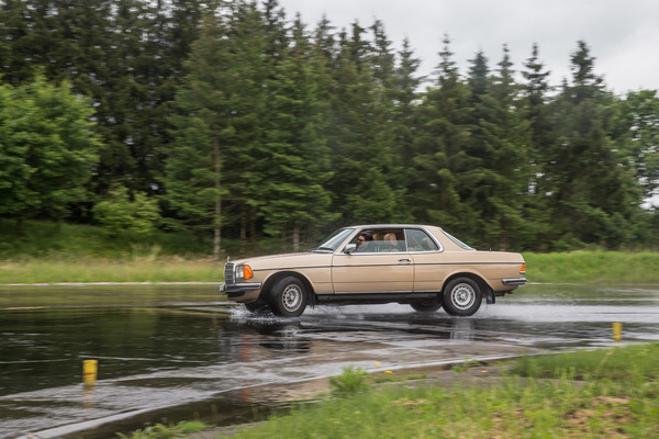 Mercedes-Benz 280 CE (1983) – beim TCS-Fahrtraining für Oldtimer