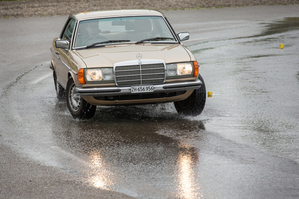 Mercedes-Benz 280 CE (1983) – beim TCS-Fahrtraining für Oldtimer