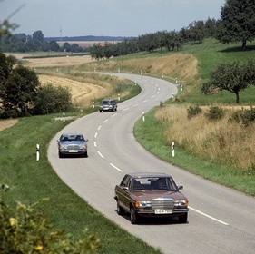 Mercedes-Benz 280 E (1976) - Mercedes-Benz Limousine, Coupé und T-Modell, Baureihe 123