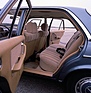 Mercedes Benz 280 E (1980) - mit Velourpolstern