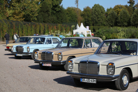 Mercedes-Benz 280 E /8 (1973) - zusammen mit Brüdern aus der Baureihe W114 - Classic-Gala Schwetzingen 2018