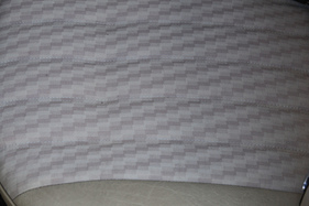 Mercedes-Benz 280 E - Robuste, bequeme Textil-Polsterung