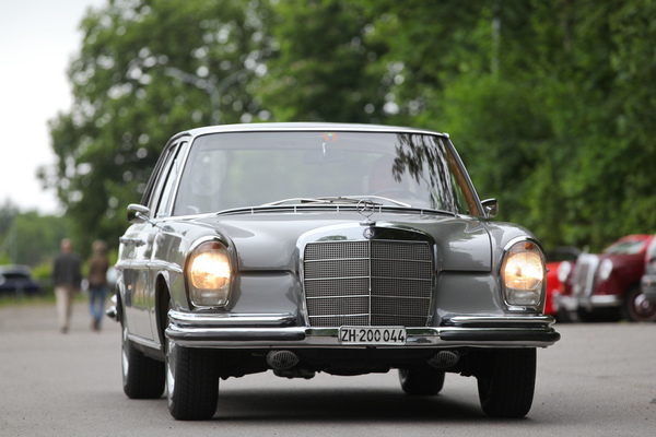 Mercedes-Benz 280 S - elegante Limousine der Sechzigerjahre (Dolder Classics Mai 2018)
