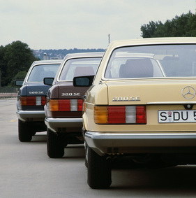 Mercedes-Benz 280 SE (1979) - die drei anfänglich erhältlichen Motorgrössen, 280, 380 und 500 SE