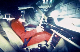 Mercedes-Benz 280 SE (1981) - Crashtest mit Airbag