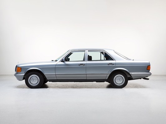 Bild: Mercedes-Benz 280 SE (1981) - als Lot 39 an der Versteigerung 225 von auctionata am 4. Mai 2015