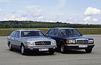 Mercedes-Benz 280 SE (1981) - zusammen mit dem Forschungsfahrzeug Auto 2000, das mit ABS, elektronischer Vortriebsregelung und einem Abstandsradar ausgerüstet war