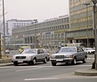 Mercedes-Benz 280 SE (1981) - zusammen mit dem Forschungsprototyp Auto 2000, der vom W 126 abgeleitet worden war