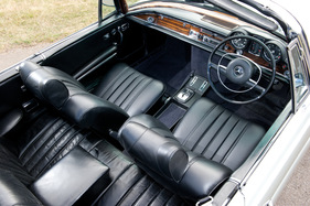 Mercedes-Benz 280 SE 3.5 Cabriolet (1970) - angeboten als Lot 180 an der Versteigerung von RM Auctions in London am 31. Oktober 2012