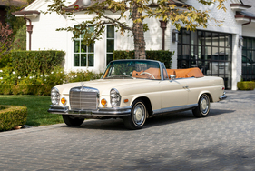 Mercedes-Benz 280 SE 3.5 Cabriolet (1971) - als Lot 147 an der RM/Sotheby's Arizona Versteigerung vom 27. Januar 2022