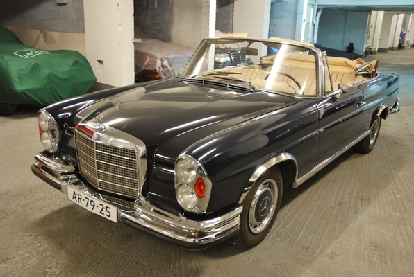 Bild: Mercedes-Benz 280 SE 3.5 Cabriolet (1971) - als Lot 520 an der Silverstone Auctoin am 25./26. Juli 2015