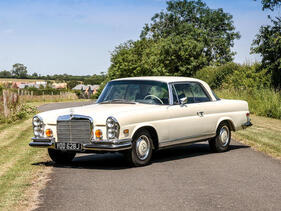 Mercedes-Benz 280 SE 3.5 Coupé (1971) - als Lot 147 an der Bonhams Goodwood Festival of Speed Versteigerung 2025