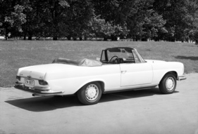 Mercedes-Benz 280 SE 3.5 Liter Cabriolet (1969) - die Achtzylinder-Variante offen