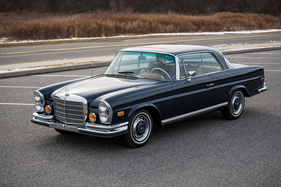 Mercedes-Benz 280 SE 3.5 'Sunroof' Coupe (1971) - als Lot 180 an der RM/Sotheby's Amelia Island Versteigerung am 10. März 2018