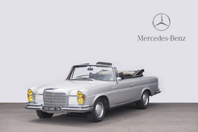 Mercedes-Benz 280 SE 3,5L cabriolet (1970) - als Lot 44 an der Artcurial Mercedes-Versteigerung in Paris am 15. Oktober 2017