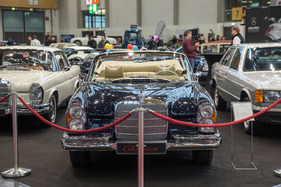 Mercedes-Benz 280 SE Cabrio (1969) - Retro Classics Bavaria 2022