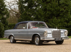 Mercedes-Benz 280 SE Convertible (1968) - Lot 197 at the Bonhams Goodwood Members' Meeting auction on April 14, 2024
